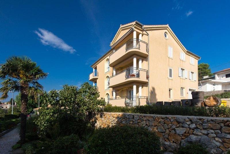 Marija F2 Apartment Krk Town Eksteriør billede